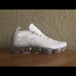 vapormax white womens
